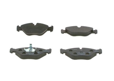 ÖN BALATA SAAB 900 2.016V 2.0T 86-94 9000 2.0 2.3 3.0 88-98